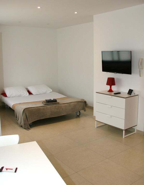 Ferienwohnung Appart Azur Saint-Laurent-du-Var Exterior foto